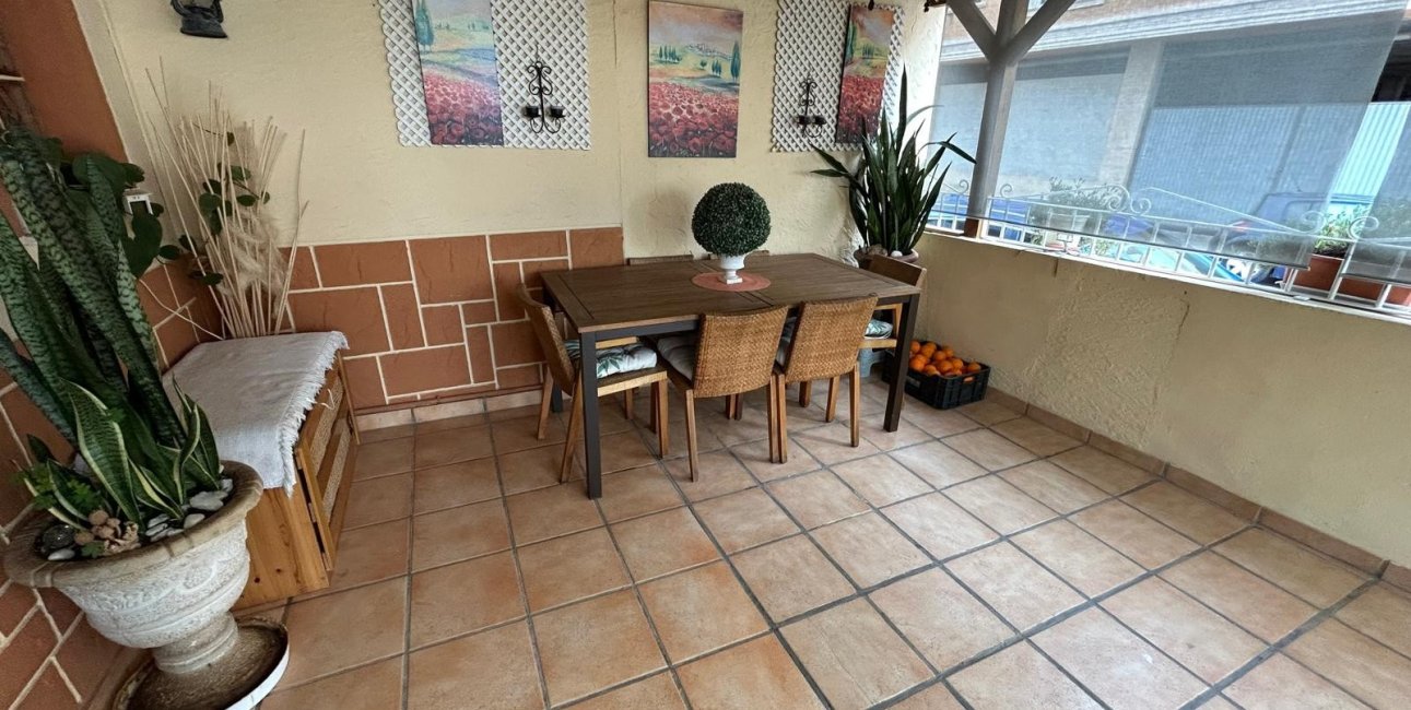 Rynek wtórny - Willa -
Montesinos - Los Montesinos