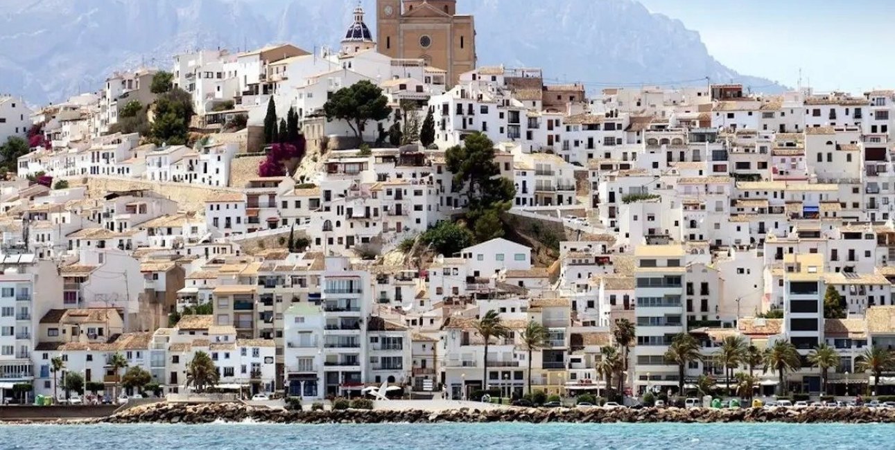 Rynek pierwotny - Willa -
Altea - Sierra de Altea