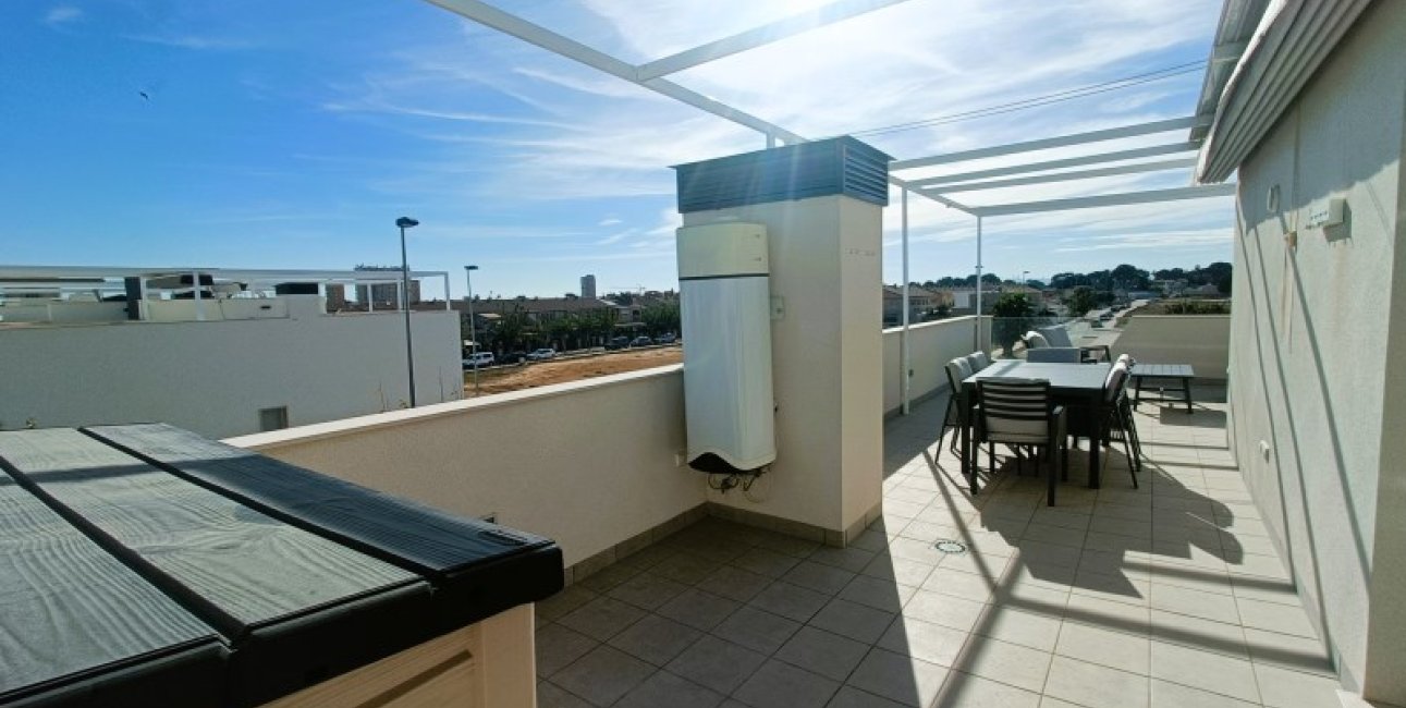 Reventa - Adosado -
Santiago de la Ribera - San Javier