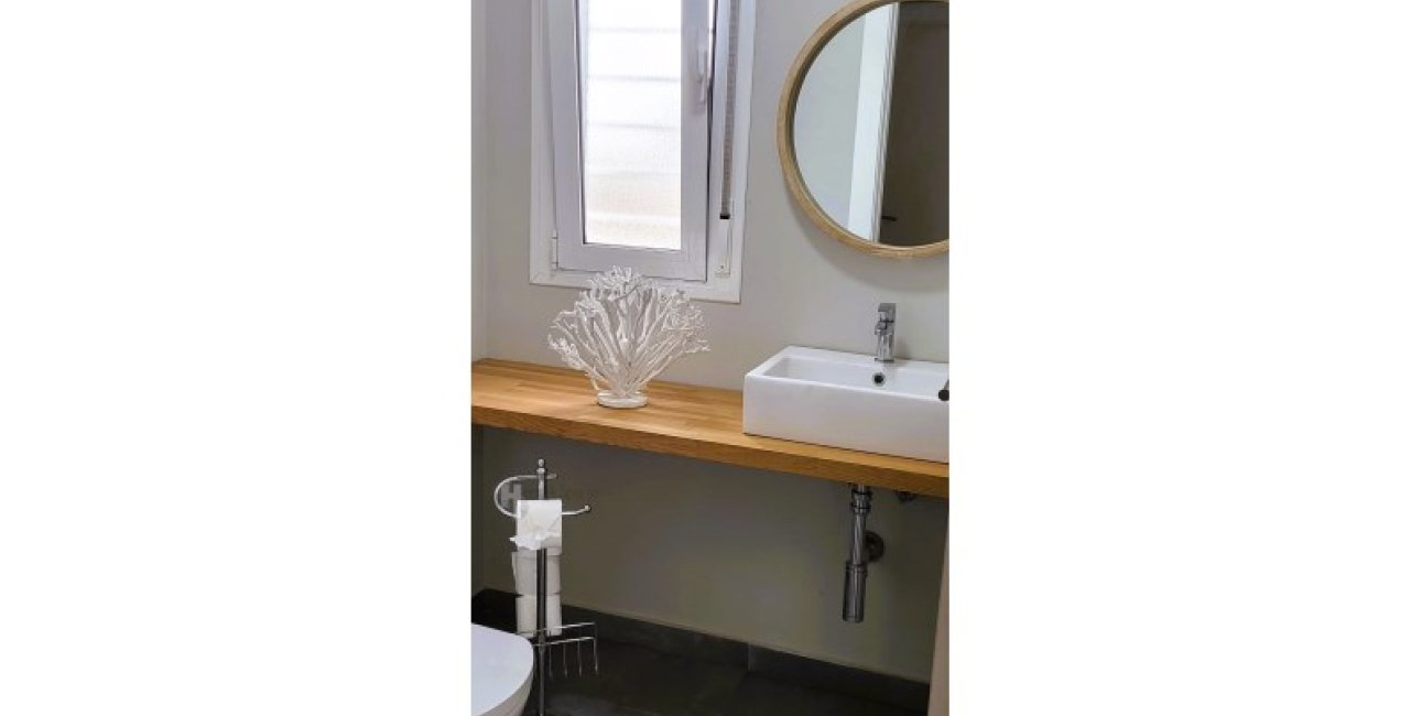 Resale - Villa -
La Manga del Mar Menor - Cartagena