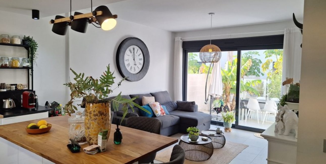 Reventa - Apartamento / piso -
Santiago de la Ribera - San Javier