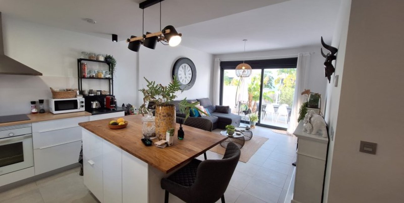 Reventa - Apartamento / piso -
Santiago de la Ribera - San Javier