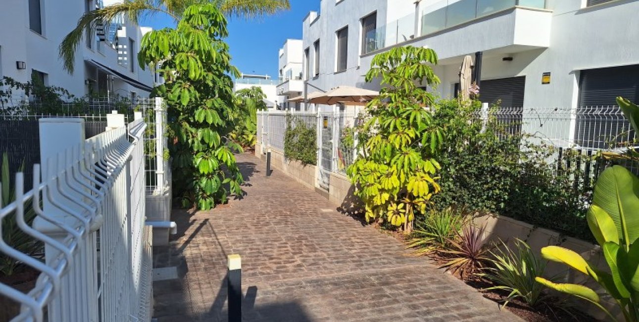 Reventa - Apartamento / piso -
Santiago de la Ribera - San Javier