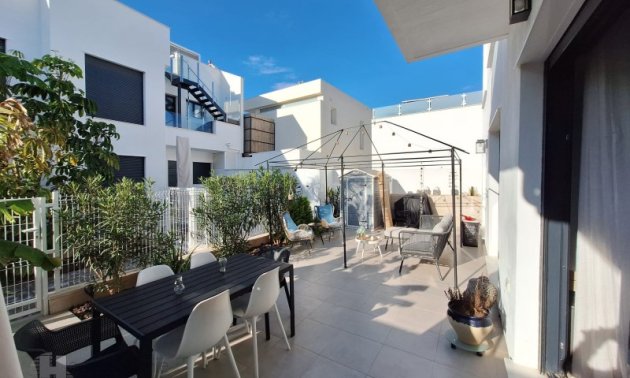 Reventa - Apartamento / piso -
Santiago de la Ribera - San Javier