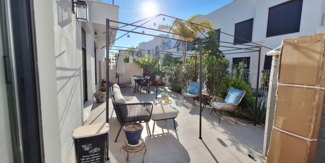 Reventa - Apartamento / piso -
Santiago de la Ribera - San Javier