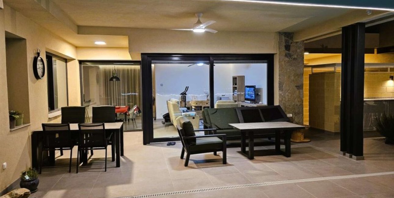 Resale - Villa -
Baños y Mendigo - Murcia