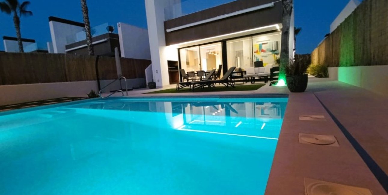 Resale - Villa -
Sucina - Murcia