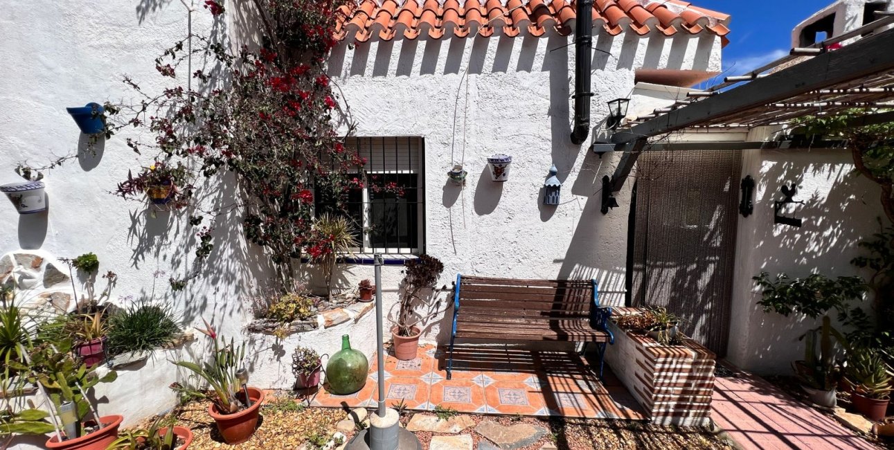 Resale - Country House -
Cartagena