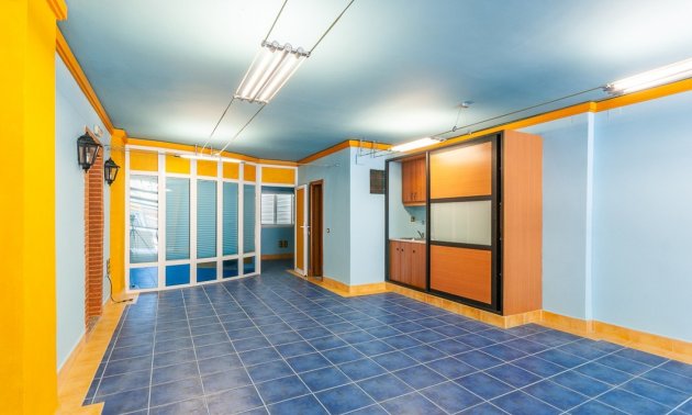 Rynek wtórny - Lokal handlowy -
Orihuela Costa - La Regia