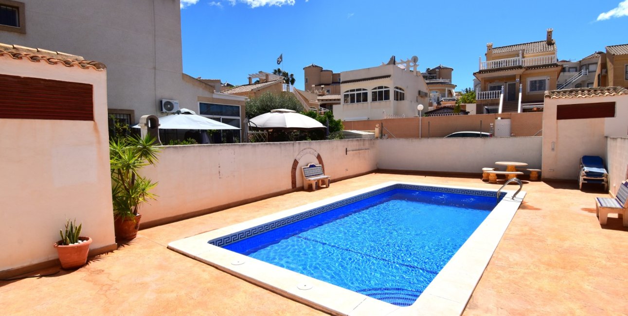 Resale - Townhouse -
Orihuela Costa - Los Altos