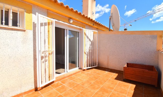 Resale - Townhouse -
Orihuela Costa - Los Altos