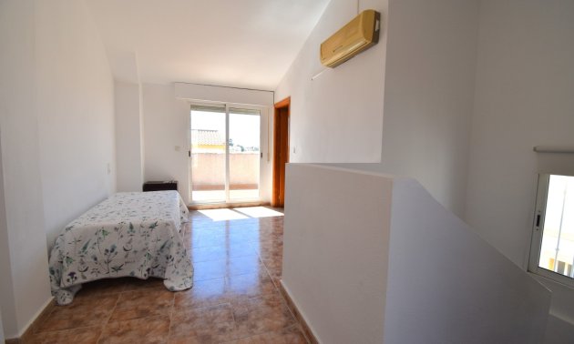 Resale - Townhouse -
Orihuela Costa - Los Altos