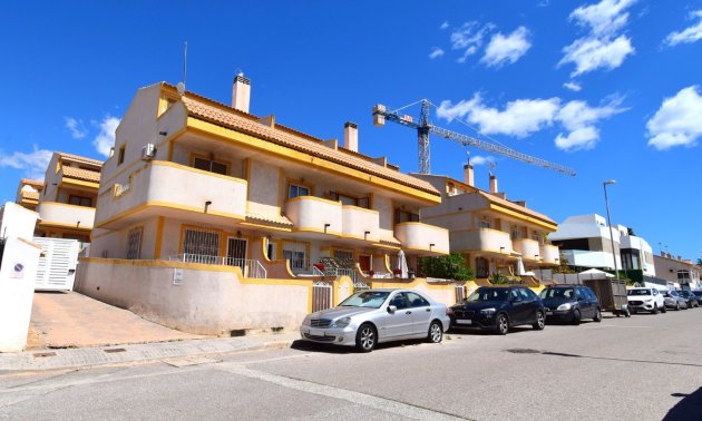 Resale - Townhouse -
Orihuela Costa - Los Altos