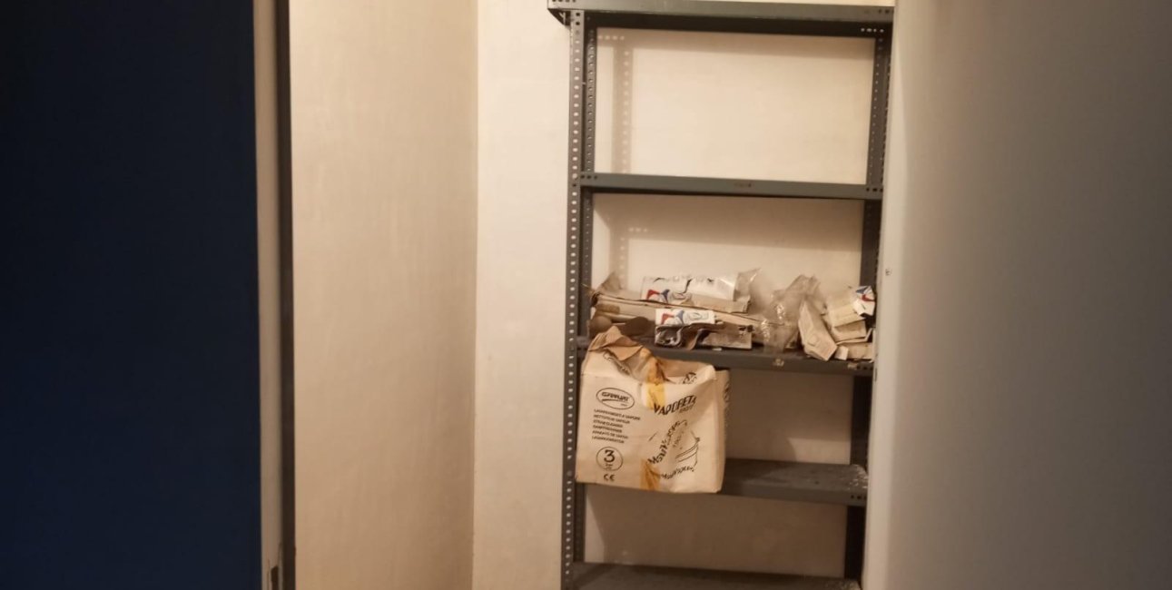 Resale - Garage -
Torrevieja - La Mata