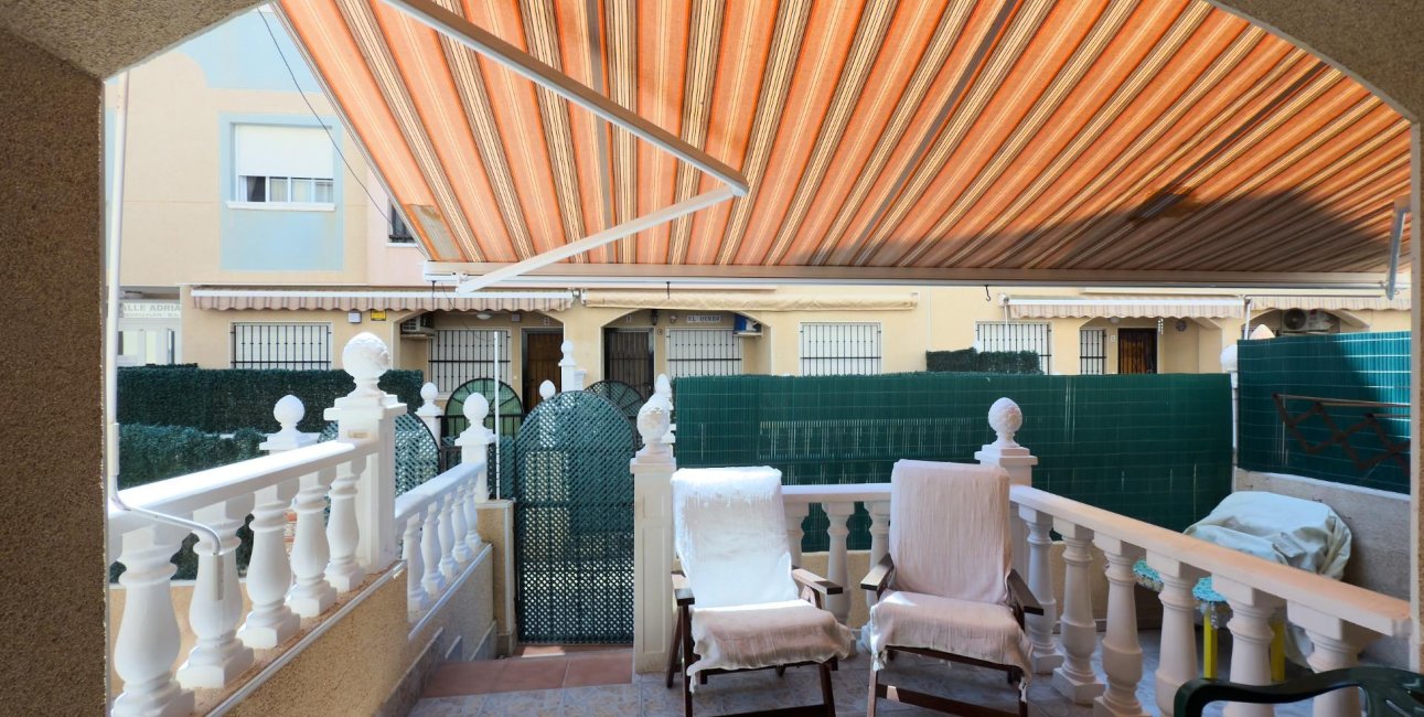 Resale - Apartment / flat -
Torrevieja - La Mata