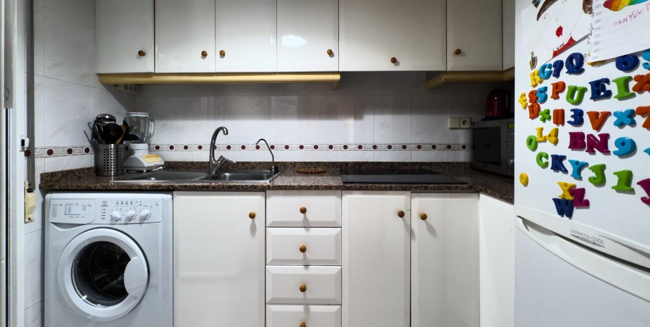 Resale - Apartment / flat -
Torrevieja - La Mata