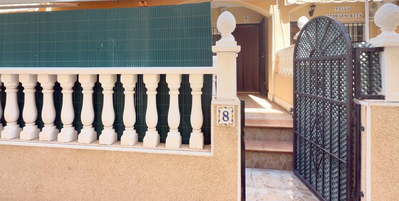 Resale - Apartment / flat -
Torrevieja - La Mata