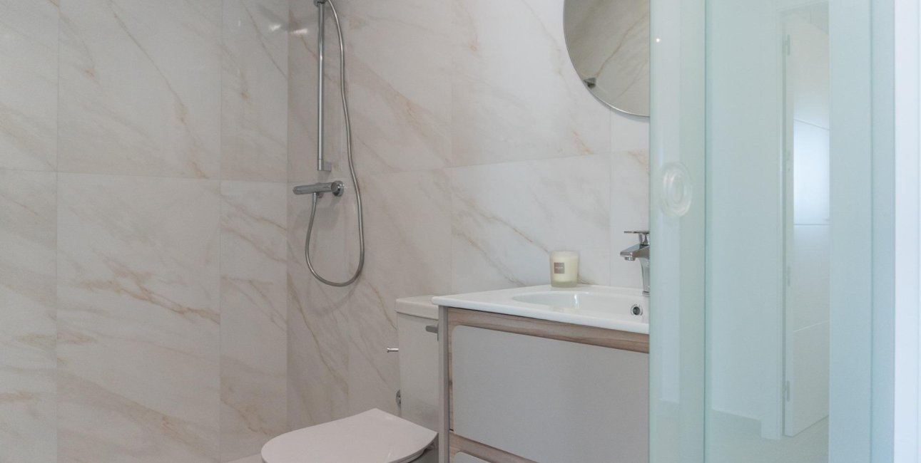 Obra nueva - Apartamento / piso -
Orihuela Costa - Playa Flamenca