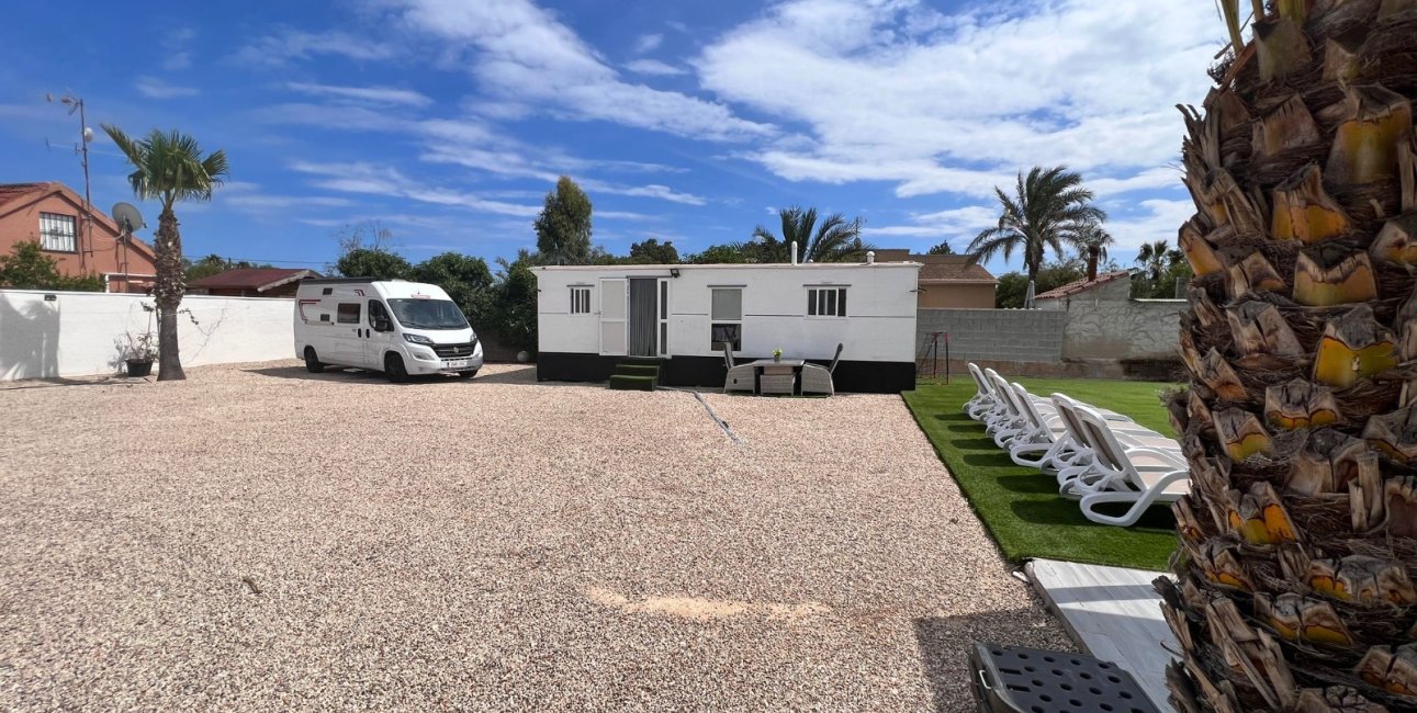 Resale - Country House -
Alicante - La Marina