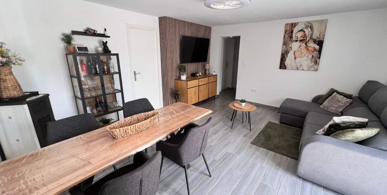 Resale - Country House -
Alicante - La Marina