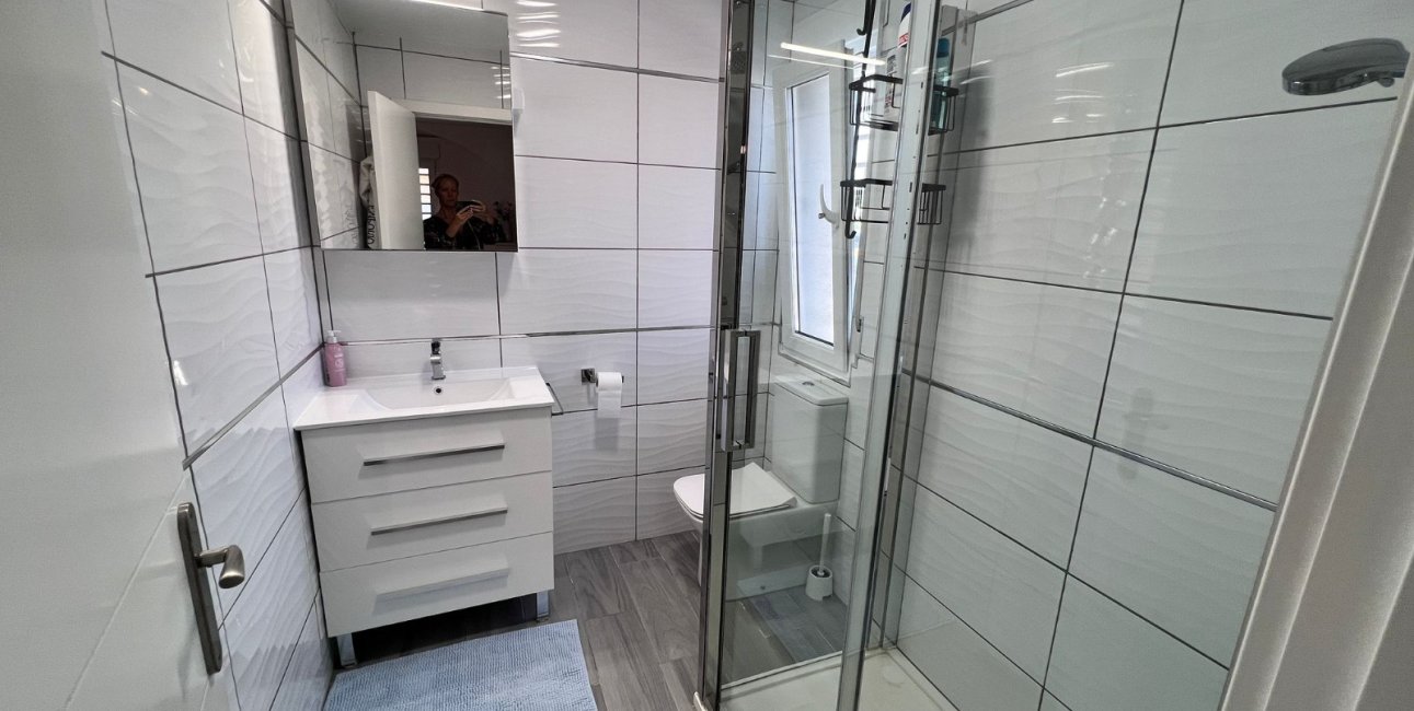 Resale - Country House -
Alicante - La Marina