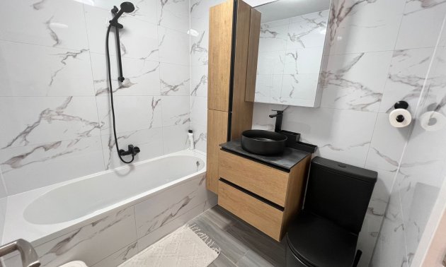 Resale - Country House -
Alicante - La Marina