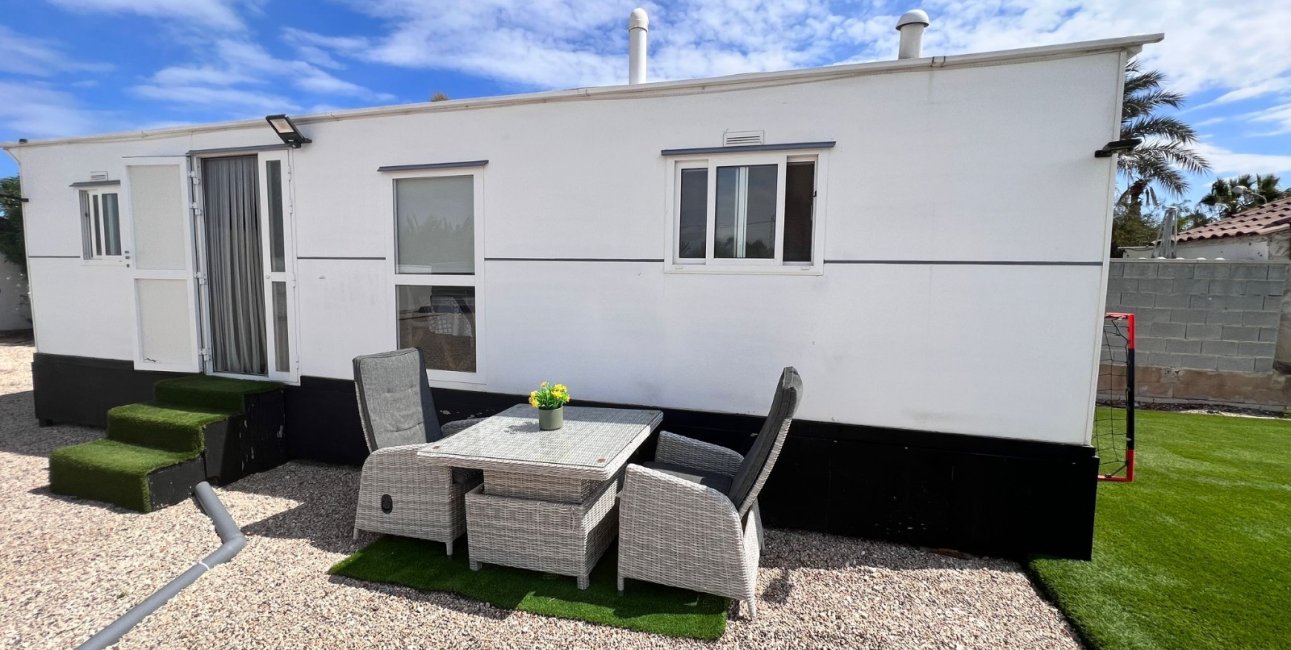 Resale - Country House -
Alicante - La Marina