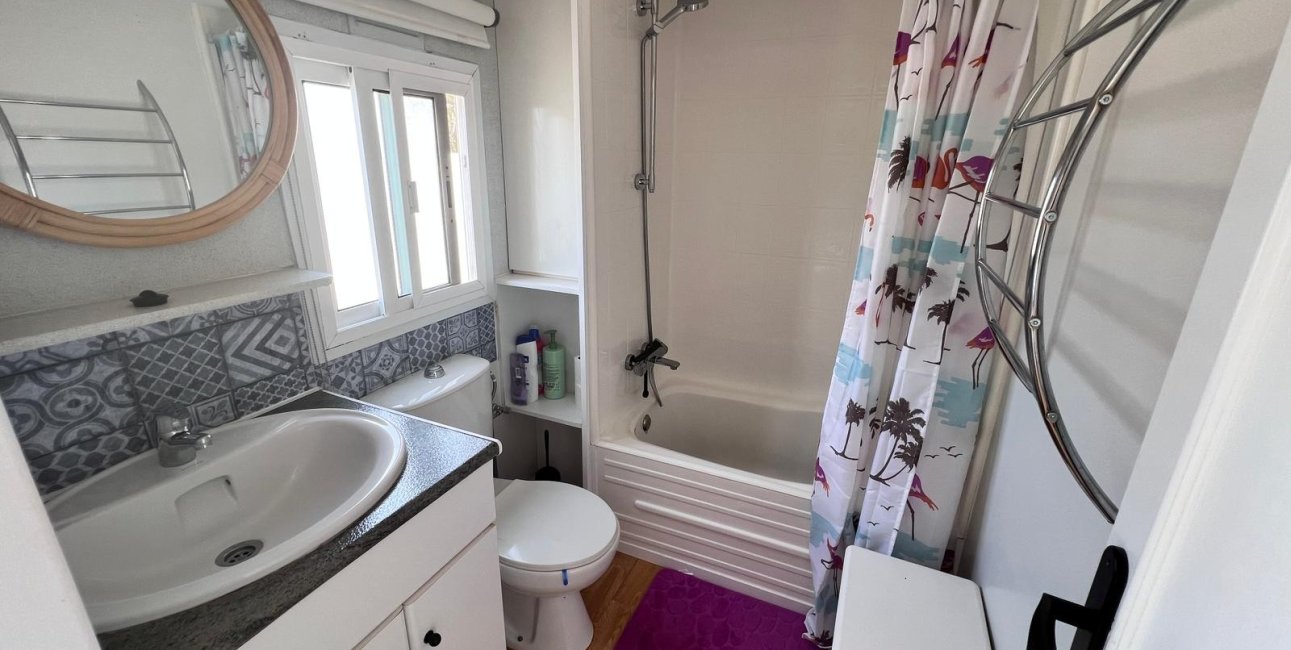 Resale - Country House -
Alicante - La Marina