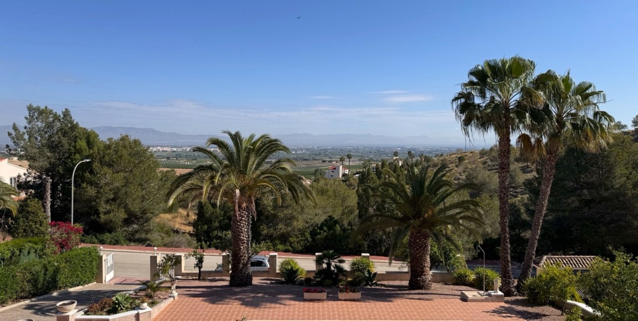 Resale - Villa -
Algorfa - Lomas de La Juliana