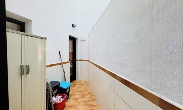 Resale - Apartment / flat -
Torrevieja - La Mata