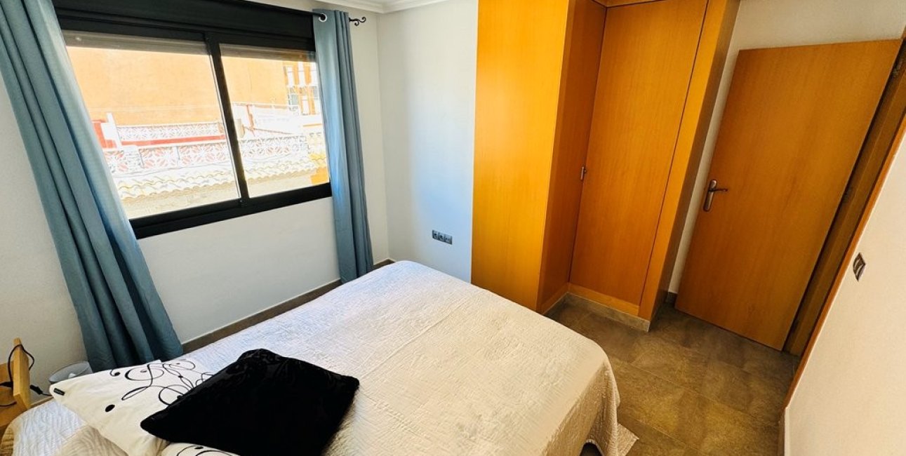 Resale - Apartment / flat -
Torrevieja - La Mata