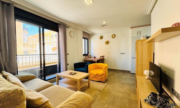 Resale - Apartment / flat -
Torrevieja - La Mata