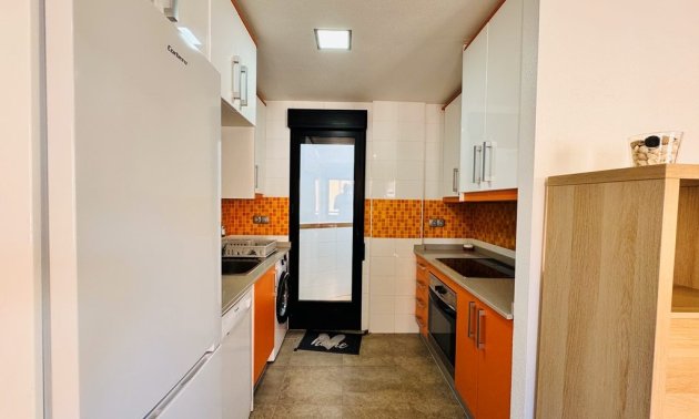 Resale - Apartment / flat -
Torrevieja - La Mata