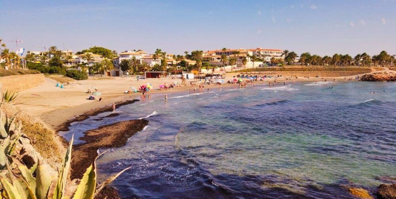 Rynek pierwotny - Kamienica -
Orihuela Costa - Las Filipinas