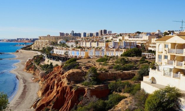 Rynek pierwotny - Kamienica -
Orihuela Costa - Las Filipinas