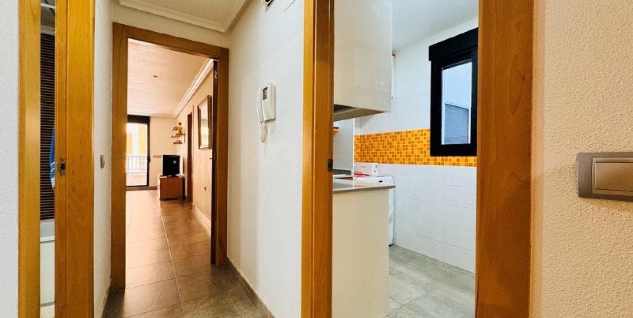 Resale - Apartment / flat -
Torrevieja - La Mata