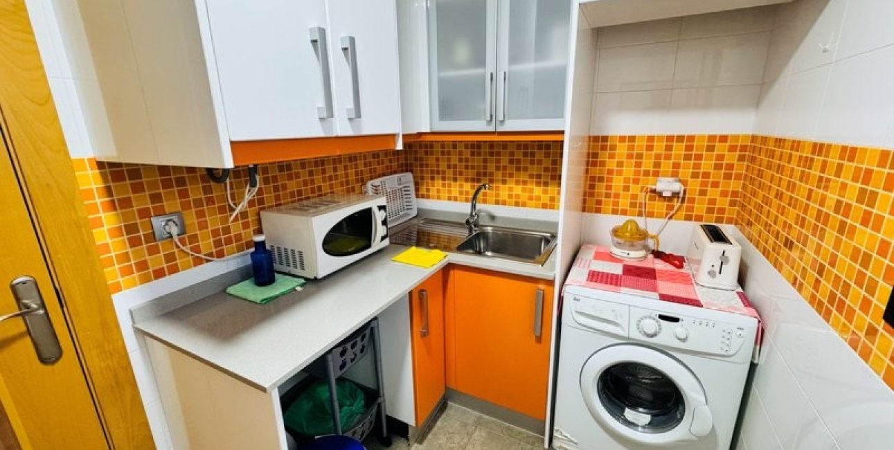 Resale - Apartment / flat -
Torrevieja - La Mata