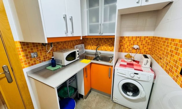 Resale - Apartment / flat -
Torrevieja - La Mata