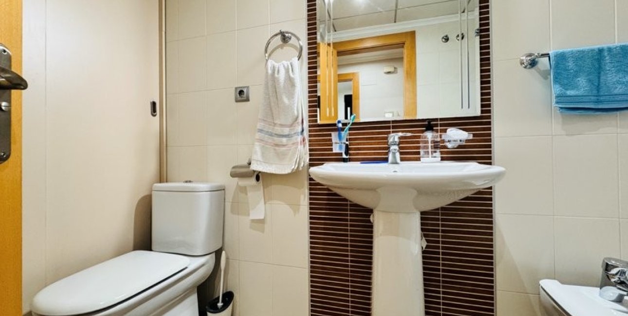 Resale - Apartment / flat -
Torrevieja - La Mata