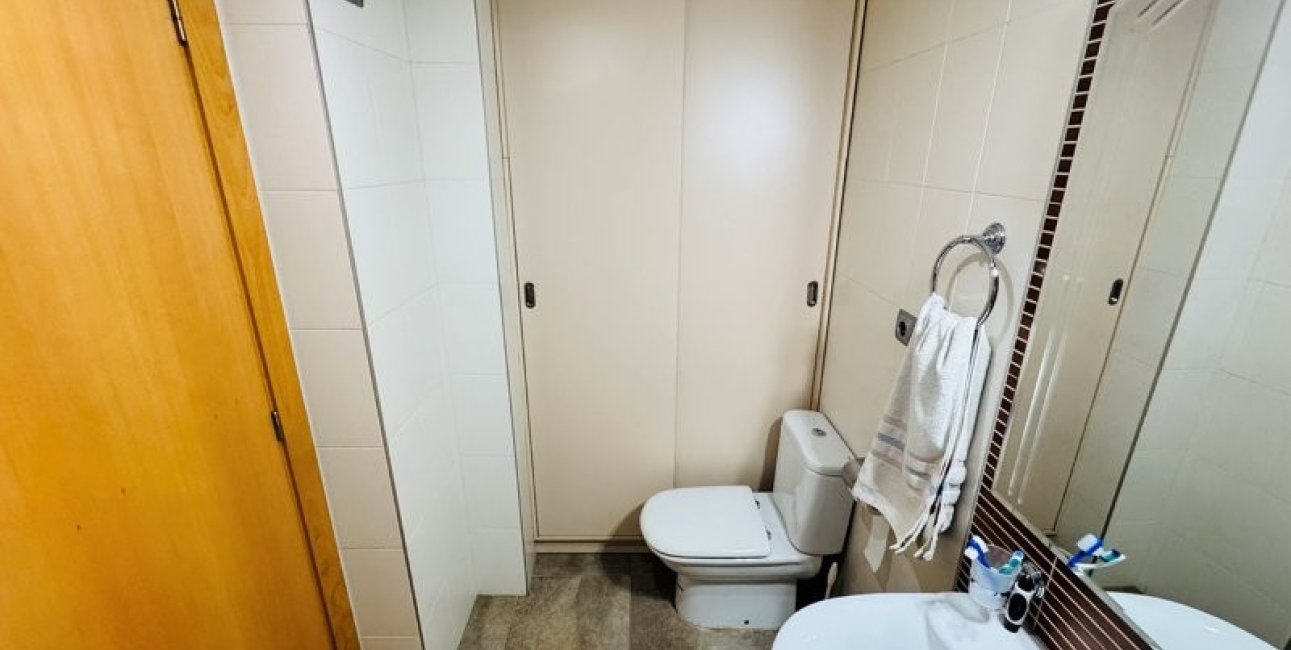 Resale - Apartment / flat -
Torrevieja - La Mata