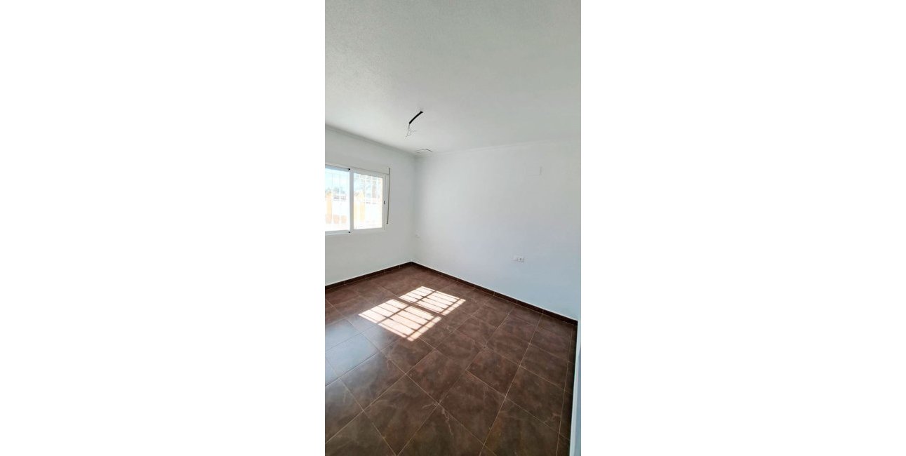 Reventa - Finca -
Catral - Catral - Country