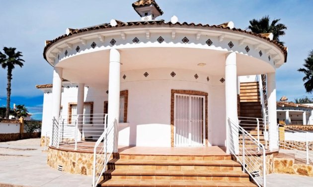 Reventa - Finca -
Catral - Catral - Country