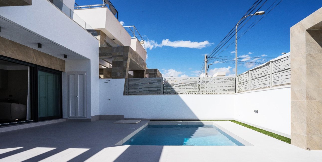 New Build - Villa -
San Miguel de Salinas - BLUE LAGOON