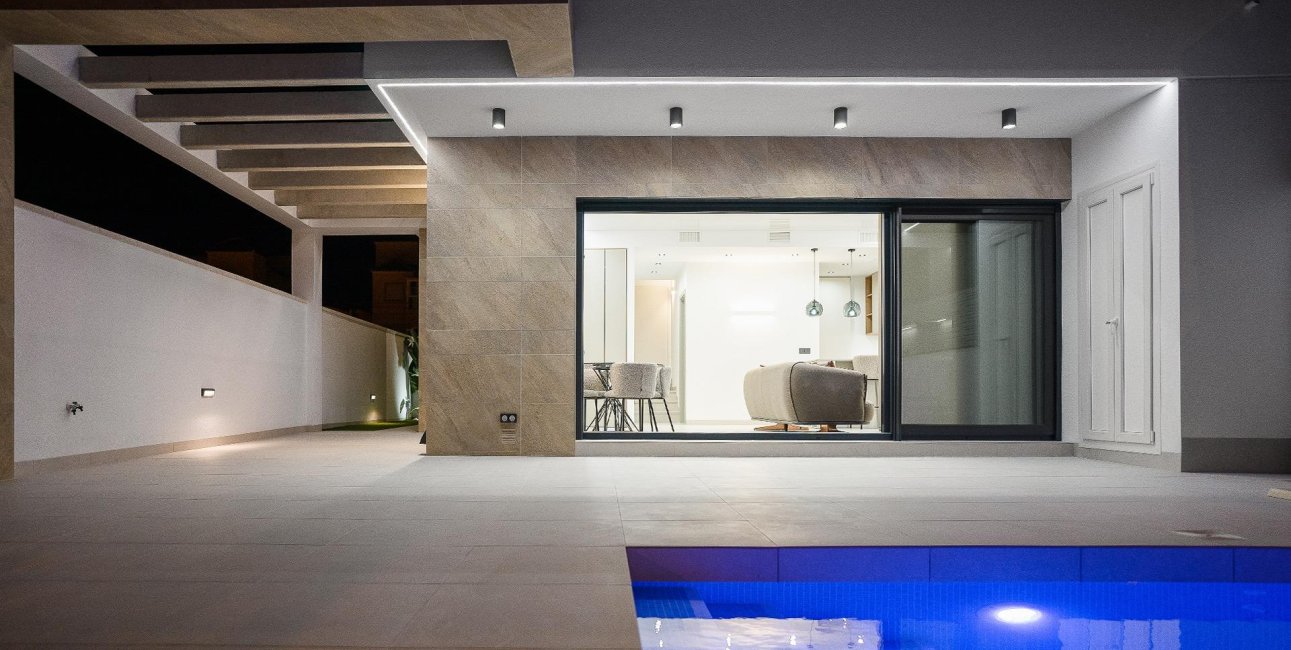 New Build - Villa -
San Miguel de Salinas - BLUE LAGOON