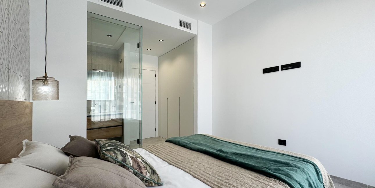 New Build - Villa -
San Miguel de Salinas - BLUE LAGOON