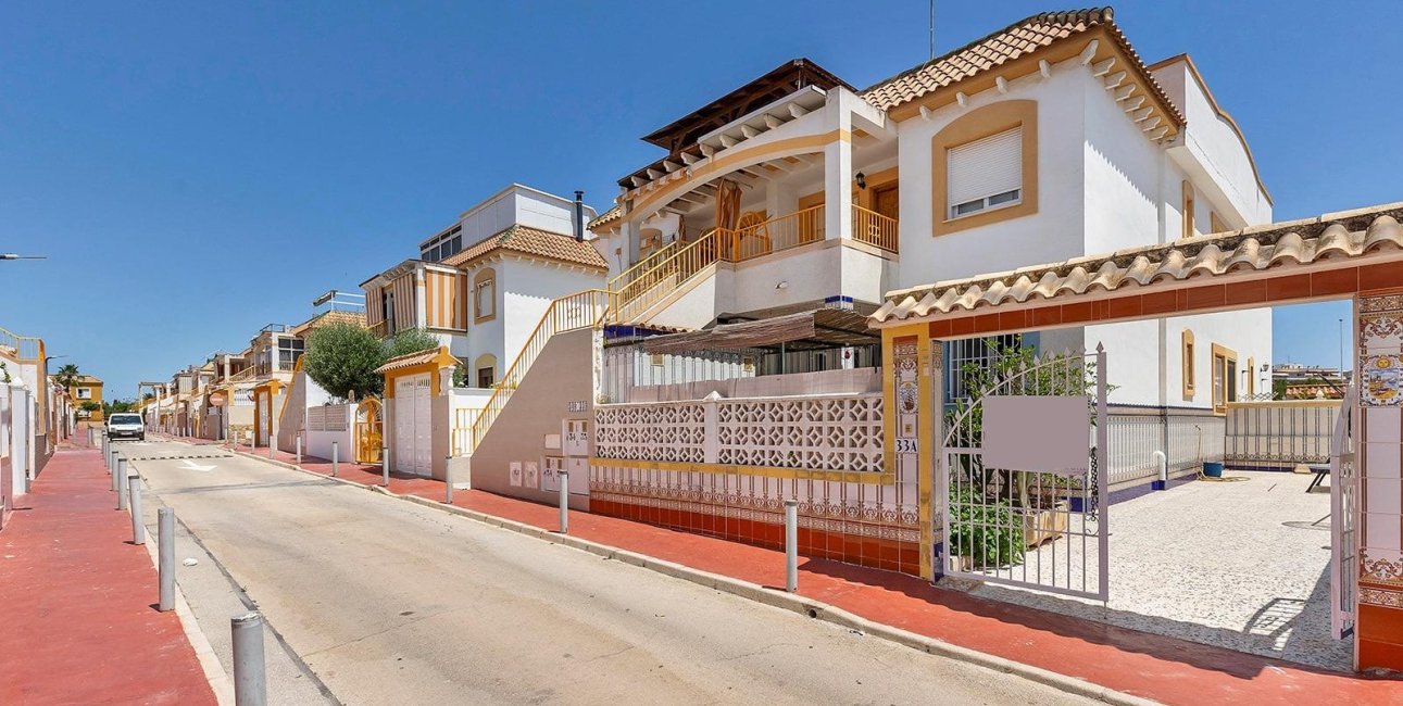 Resale - Bungalow -
Torrevieja - Parque de las Naciones