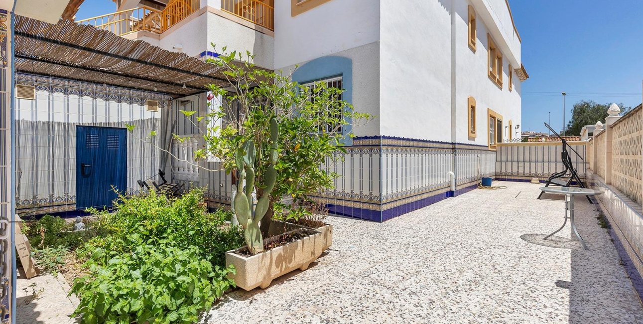 Resale - Bungalow -
Torrevieja - Parque de las Naciones