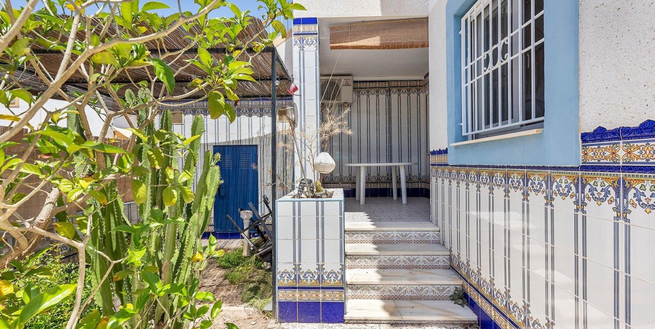 Resale - Bungalow -
Torrevieja - Parque de las Naciones