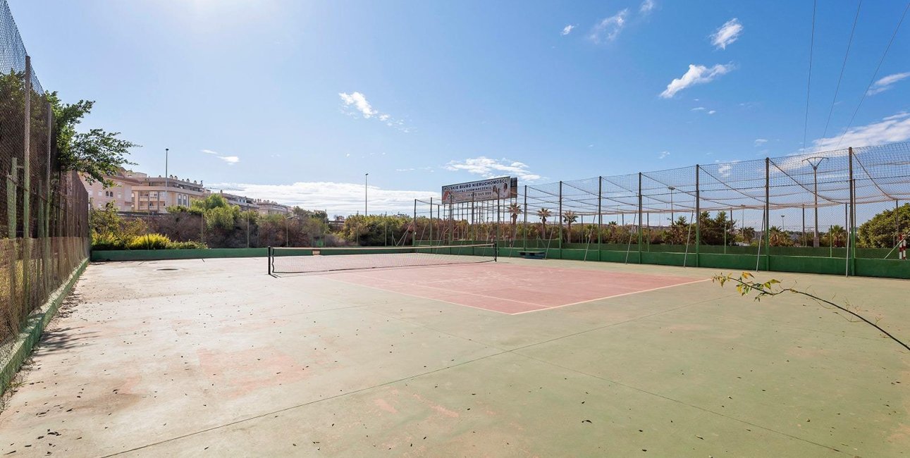 Resale - Bungalow -
Torrevieja - Parque de las Naciones