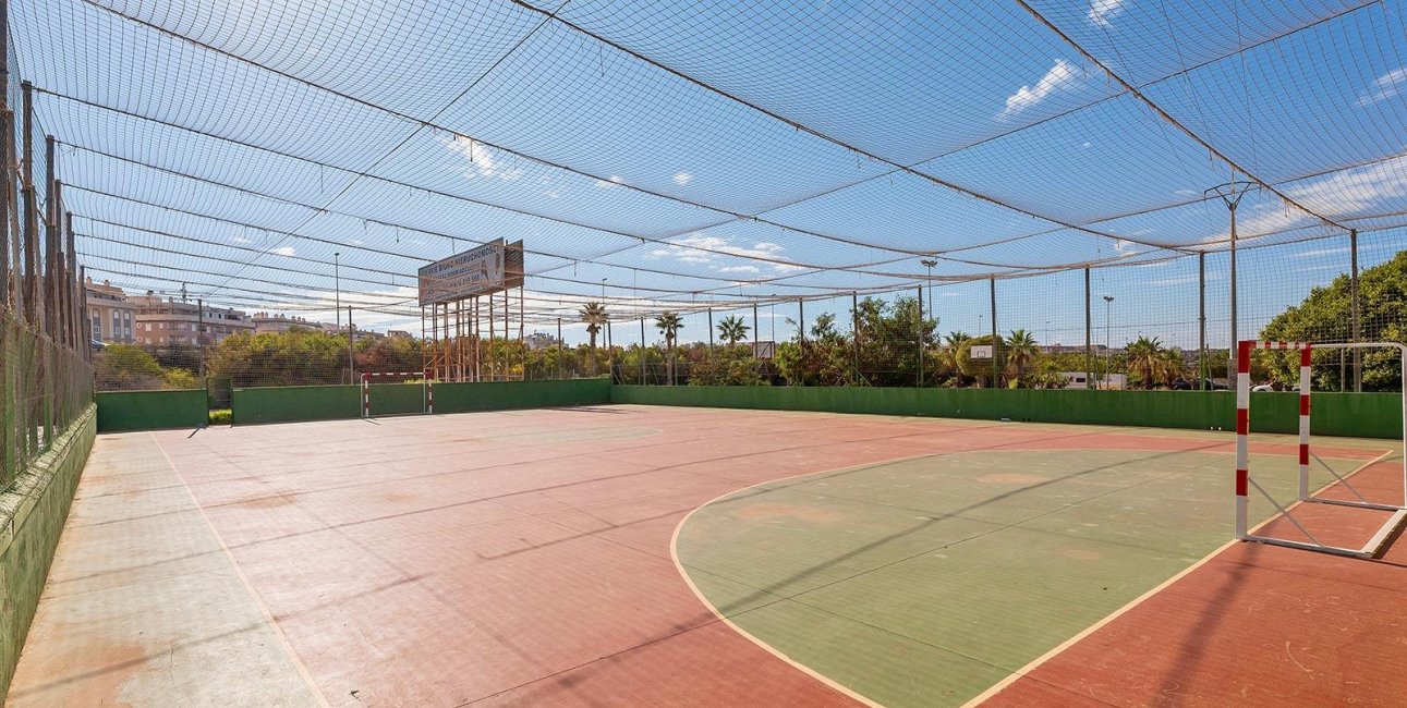 Resale - Bungalow -
Torrevieja - Parque de las Naciones